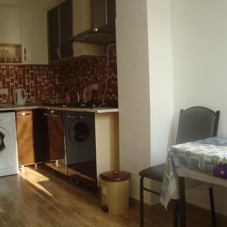 Apartments Azatutyan Avenue 9, Кв 19 Yerevan Ngoại thất bức ảnh