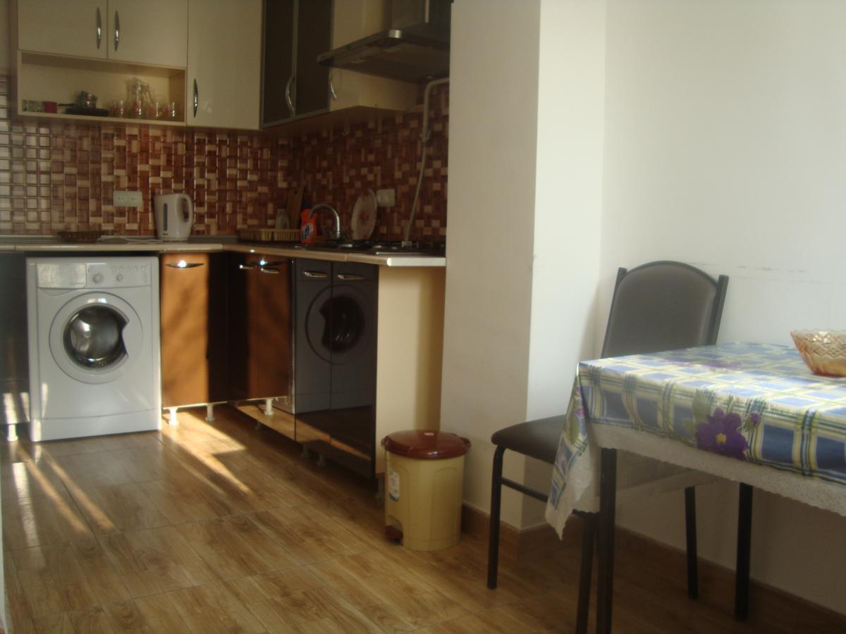 Apartments Azatutyan Avenue 9, Кв 19 Yerevan Ngoại thất bức ảnh