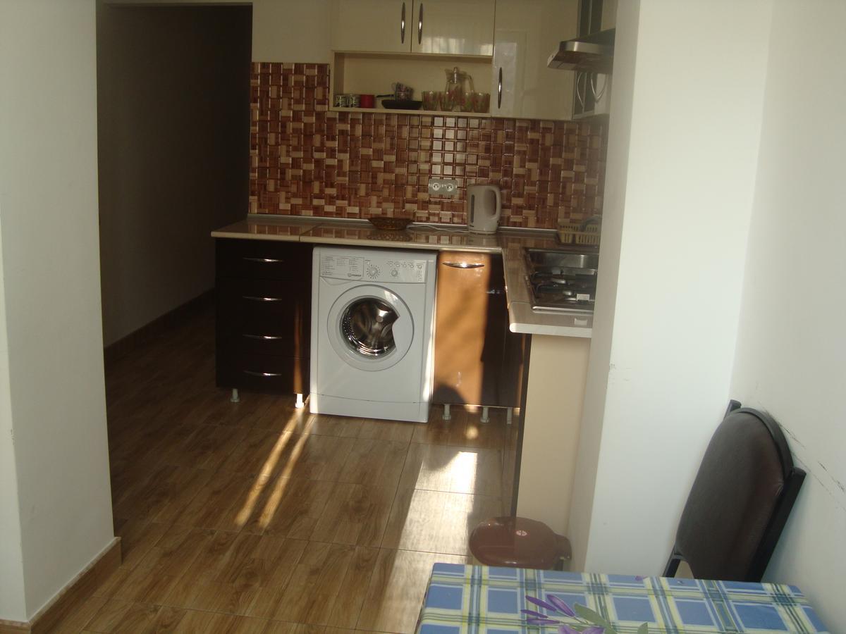 Apartments Azatutyan Avenue 9, Кв 19 Yerevan Ngoại thất bức ảnh