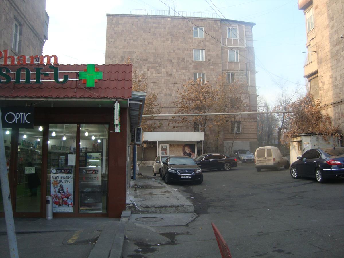 Apartments Azatutyan Avenue 9, Кв 19 Yerevan Ngoại thất bức ảnh